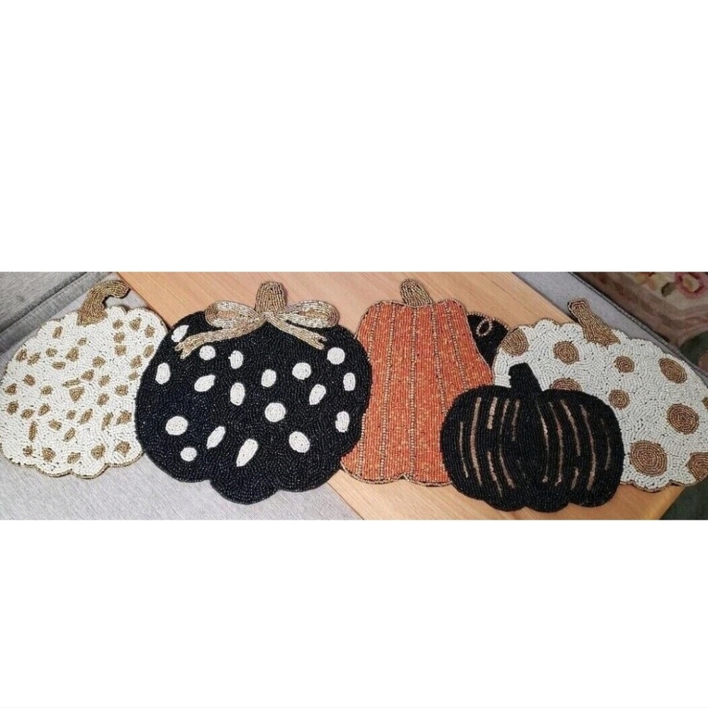 Festive Pumpkin Beaded Tablerunner